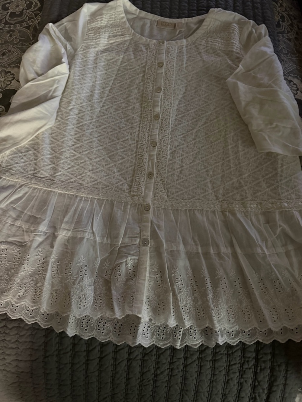 LOGO by Lori Goldstein White Eyelet Lace Button-Front Peplum Blouse